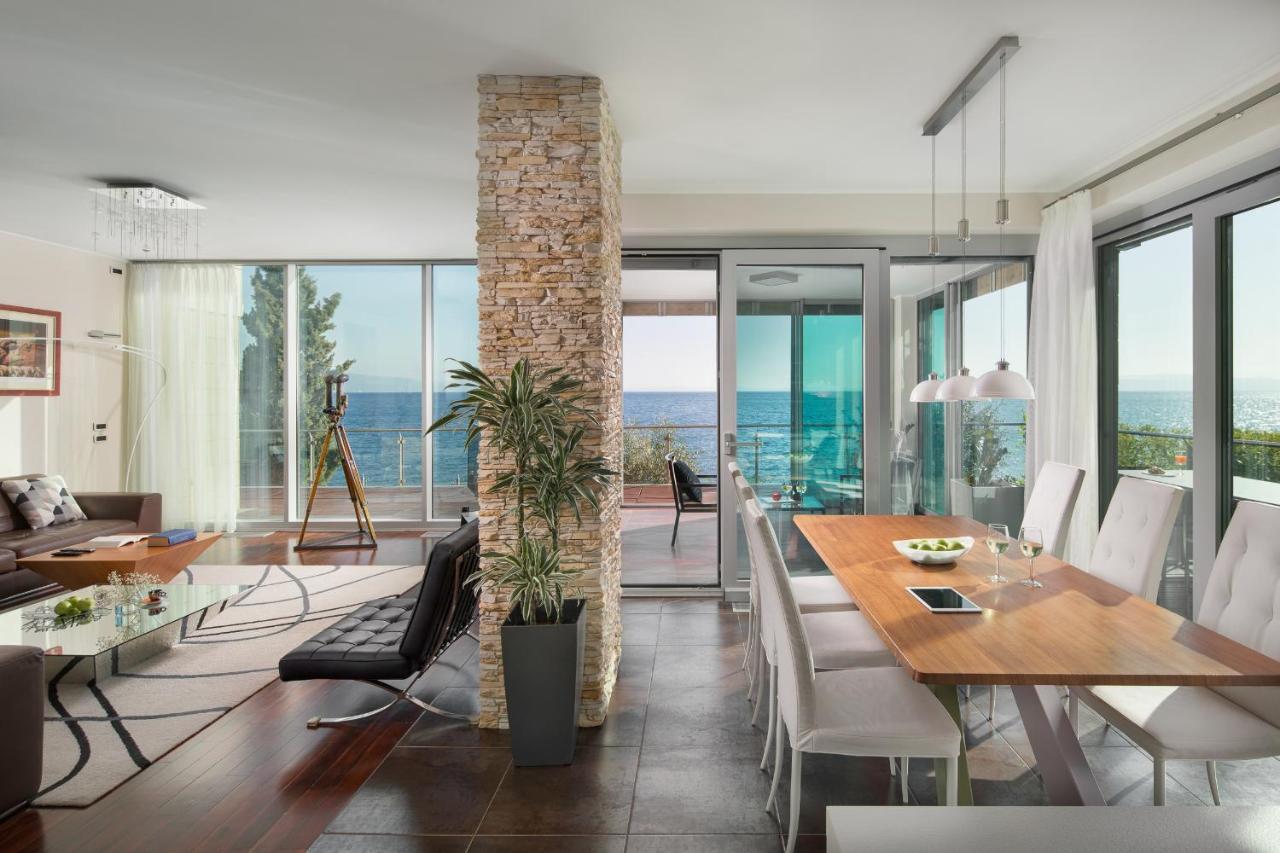 Villa Arentz Residence - Front Sea Apartments أوباتيا المظهر الخارجي الصورة