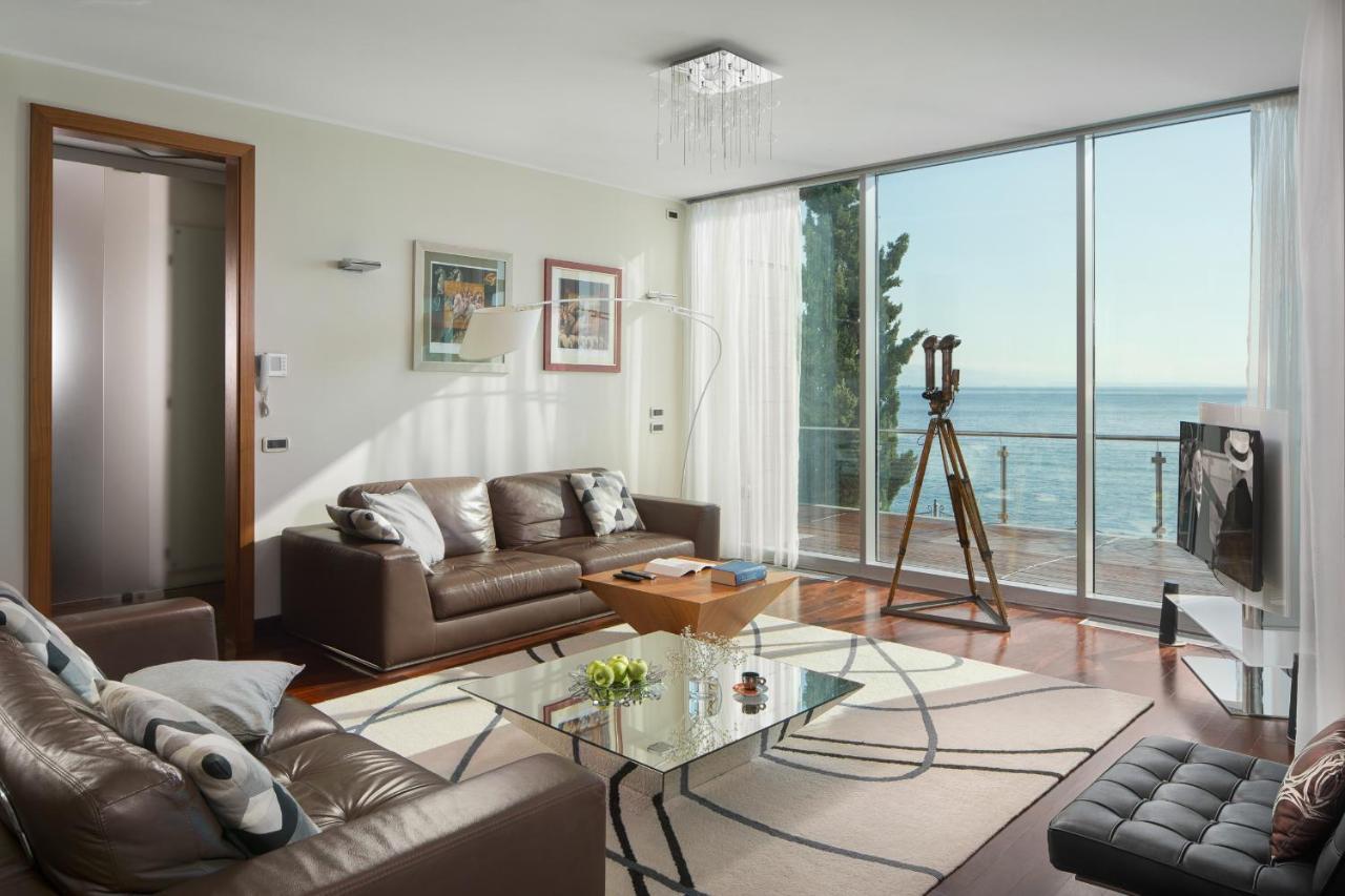 Villa Arentz Residence - Front Sea Apartments أوباتيا المظهر الخارجي الصورة